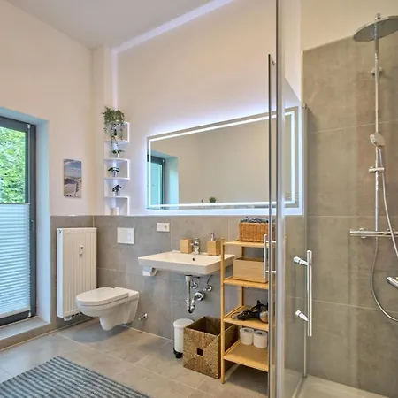 Stilvolle Stadtwohnungen I Komfort & Charme Apartman *