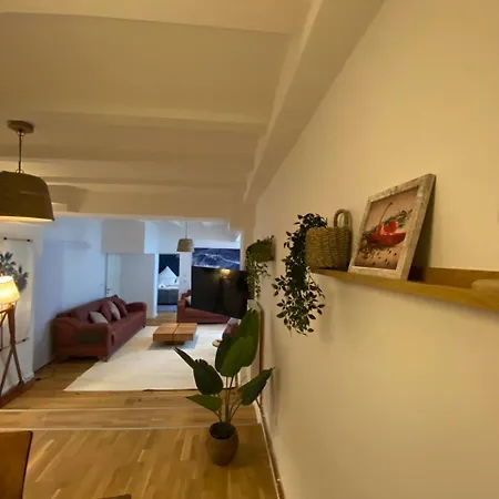 Apartman Stilvolle Stadtwohnungen I Komfort & Charme *