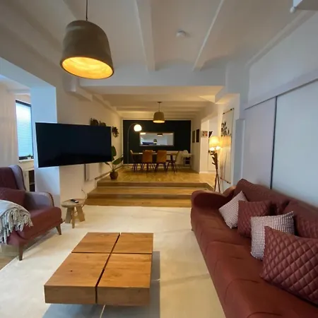 Stilvolle Stadtwohnungen I Komfort & Charme Apartman Bréma