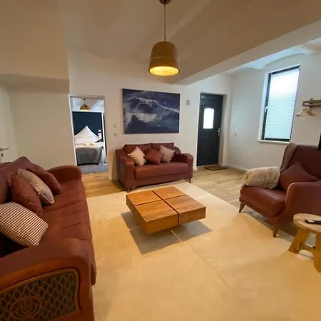 Stilvolle Stadtwohnungen I Komfort & Charme Apartmán